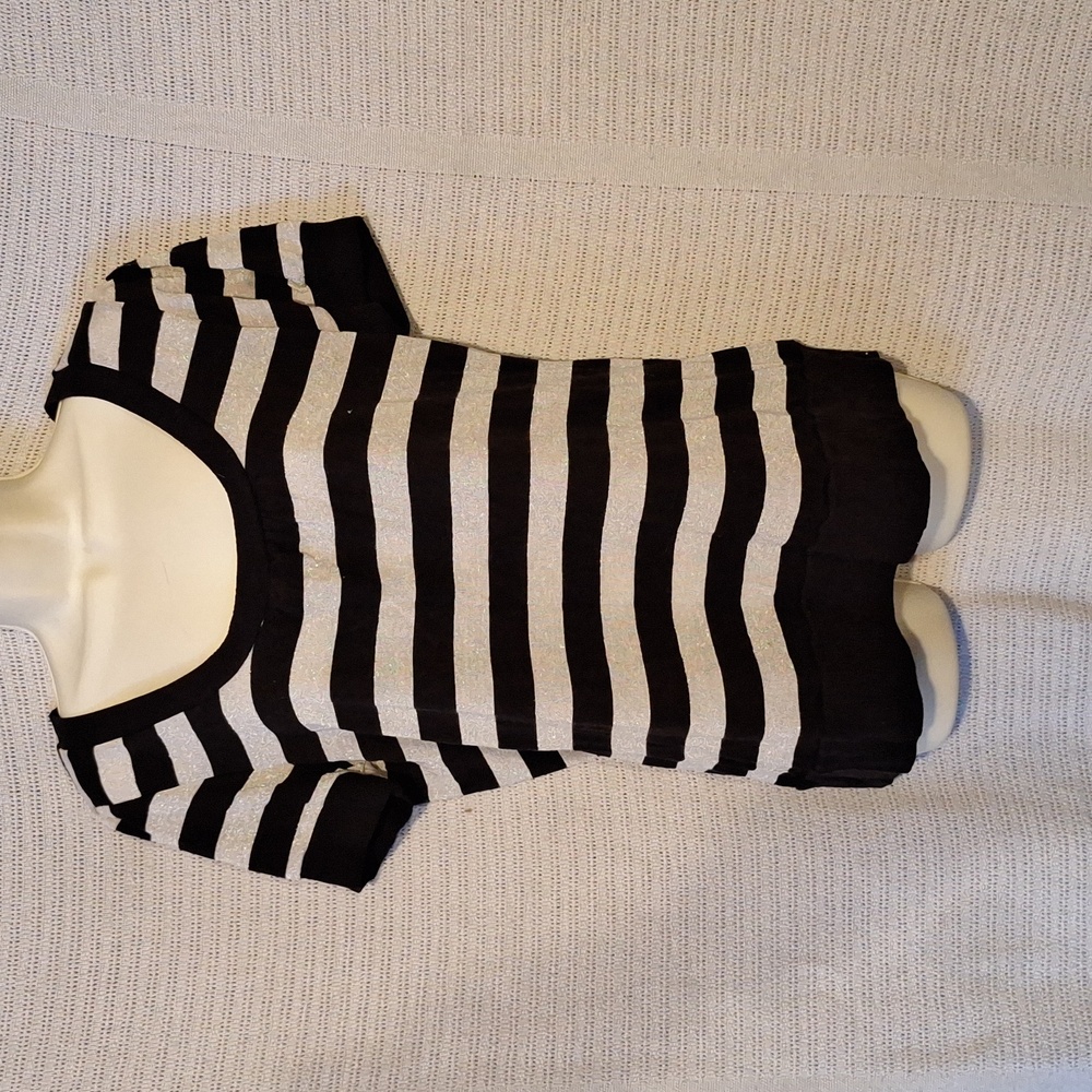 2 womens size xl shirts - Picture 3 of 4